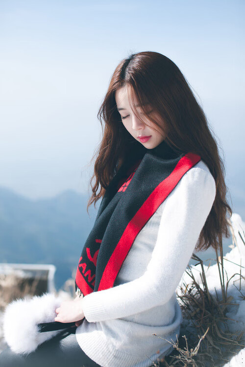 明星对决:张伟狂砍29分,场上表现惊艳!,张伟是不是明星