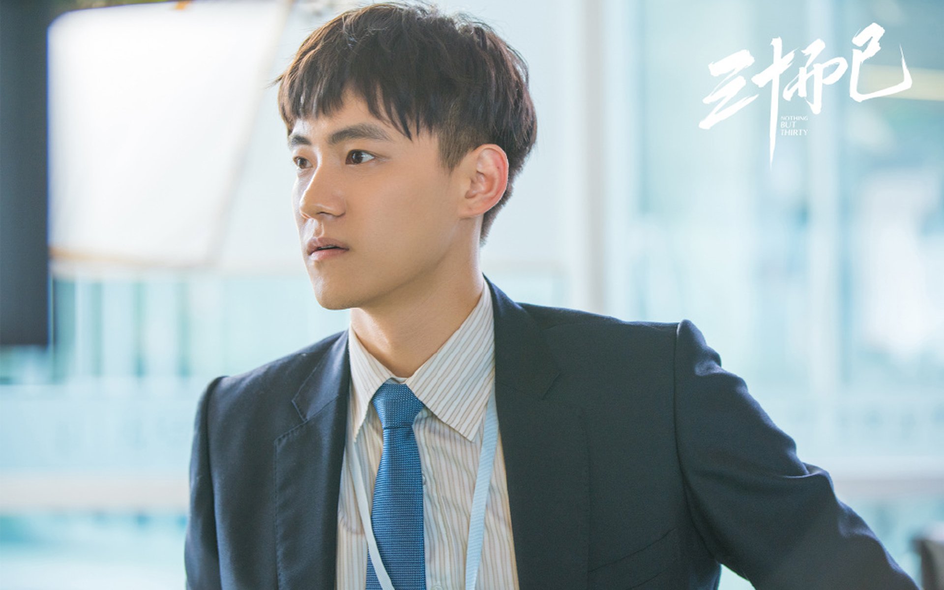 kaiyun登录入口-青少年足球比赛现场火爆，现场观众热情高涨气氛热烈，青少年足球比赛海报