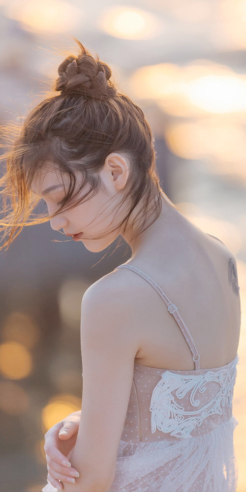 皇马全力奋战，成功晋级欧冠四强，皇马称霸欧冠